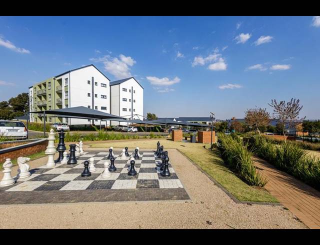 2 BEDROOM COMPLEX FOR SALE IN WITFIELD